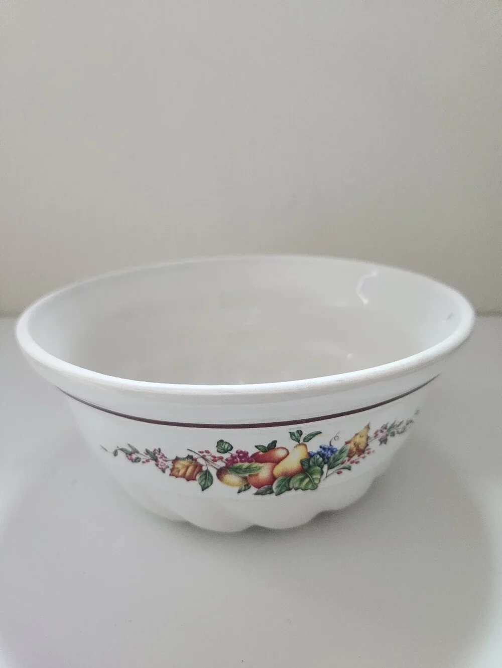 Vintage Teleflora Ceramic Fruit Bundt Jell-O Mold White Kitchen Wall Decor